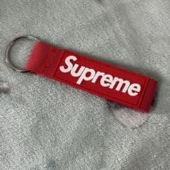 Supreme レッド　キーホルダーのサムネイル