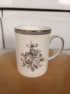 WEDGWOOD WINTER WHITE マグカップのサムネイル
