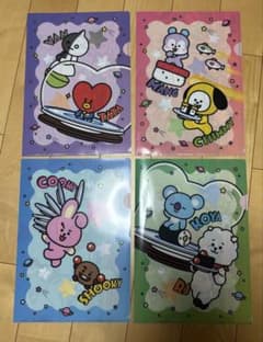 BT21 クリアファイル 4枚セットのサムネイル