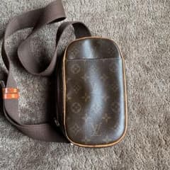 ルイビィトン ポシェット　ガンジュ　ショルダーバッグ　モノグラム　ボディバックのサムネイル