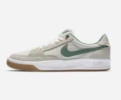 NIKE SB アドバーサリー　26.5㎝のサムネイル