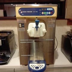 NISSEI FREEZER NA-1208 ソフトクリームメーカー - メルカリ