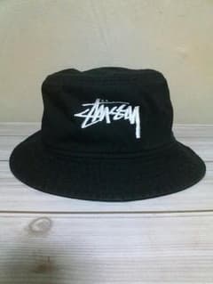 STUSSYバケットハットのサムネイル