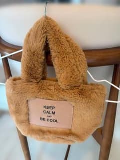 KEEP CALM AND BE COOL ファー ハンドバッグのサムネイル