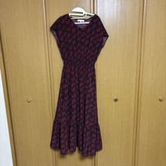 grove ノースリーブワンピース リーフ柄 M