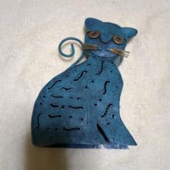 猫の置き物　香立てのサムネイル