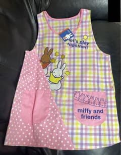 新品タグ付 miffy ミッフィー エプロン チェック 花柄 M-L - メルカリ