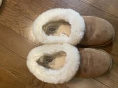 UGG スリッポン ムートン ベージュ