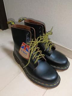 Dr. Martens 8ホール 1460 ブーツ ブラック 英国製のサムネイル