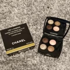 CHANEL〈アイシャドウ〉のサムネイル