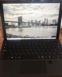 surface pro 4 キーボード　surfaceペンのサムネイル