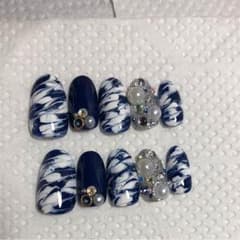 大人気❗️ネイルチップセットのサムネイル
