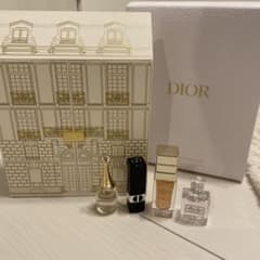 Dior　クリスマスコフレのサムネイル