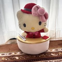 ハローキティ　ぬいぐるみ　非売品のサムネイル