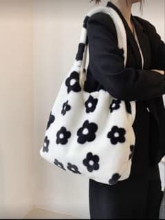 花柄フリーストートバッグのサムネイル