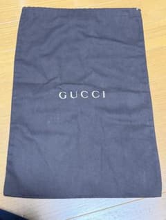 GUCCI 茶色　容れ物　収納袋のサムネイル