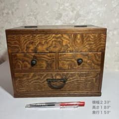 最小サイズの骨董時代物針箱（表面：欅、内側：桐） 最小サイズの骨董時代物針箱（表面：欅、内側：桐） - メルカリ