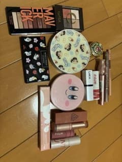 コスメ　まとめ売りのサムネイル