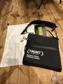 MONCLER FRAGMENT サコッシュ ショルダーバッグ - メルカリ