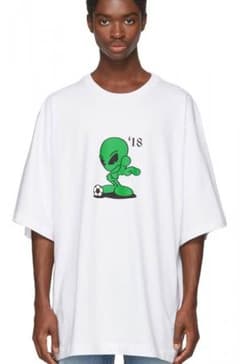 ゴーシャラブチンスキー tシャツのサムネイル