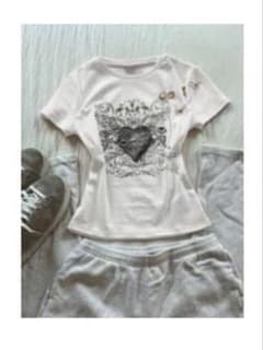 ハートプリント ホワイト Tシャツのサムネイル