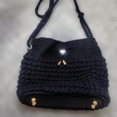 ハンドメイド 巾着型 かぎ針編みショルダーバッグ ブラックのサムネイル