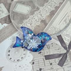 303 幸せの青い鳥✴雪の結晶✴レジンヘアゴムキーホルダーブローチ