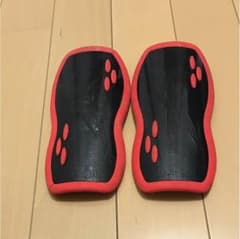 molten すね当てのサムネイル