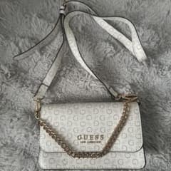 GUESS ショルダーバッグのサムネイル