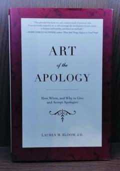 洋書 Art of the Apology Lauren M. Bloomのサムネイル