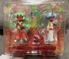Twin Pack+ 스캔티 & 니삭스 with 패스너 피규어