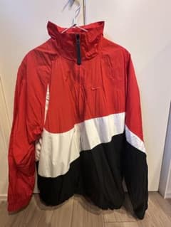 Nike ナイロンジャケット Mサイズ レッド/ホワイト/ブラック - メルカリ