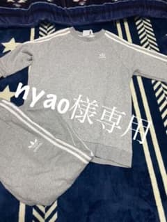 nyao様専用★adidas スリーラインスウェット　トップスのサムネイル