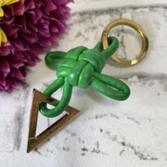 ✨美品✨ボッテガヴェネタ キーホルダー キーリング イニシャル D チャーム 黒 ✨美品✨ボッテガヴェネタ キーホルダー キーリング イニシャル D