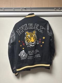 AVIREX タイガー刺繍 バスケットボールジャケット Mサイズのサムネイル