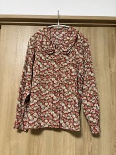 USED ／ くるみボタン ブラウスのサムネイル
