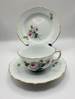 テ*ト様 【Meissen マイセン】ホワイトローズ トリオセット カップ 