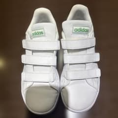 adidas スニーカー　20cmのサムネイル