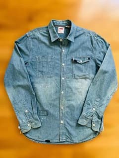 リーバイスLevi's チンストラップ 加工シャンブレーシャツのサムネイル