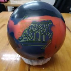 ボウリングボール HARSH REALITY 902　ソリッド14ポンド3オンスのサムネイル