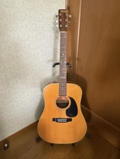 値下げ↓ キャッツアイ　ギターのサムネイル