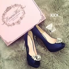 ゆいたん様♡愛沢えみり♡EmiriaWiz♡新品♡クリスタルジュエリーパンプスのサムネイル