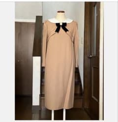 ワンピース ロングワンピース レトロ ベージュ リボン付き　S〜Ｍのサムネイル