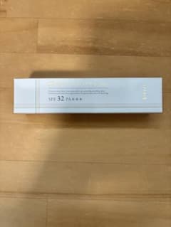 シナリー化粧品　uvプロテクトクリームのサムネイル