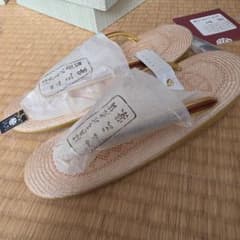 MOMO様専用三栄 金色鼻緒 ピンク草履のサムネイル