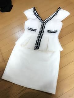 キャバドレス タイトのサムネイル