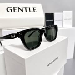 【新品 付属品完備】新品GENTLE MONSTER サングラス HOVO 01
