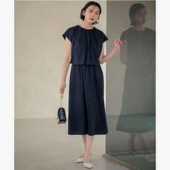 23区 接触冷感 洗えるストレッチラミータフタ ワンピース XS ネイビー