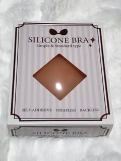 SILICONE BRA シリコンヌーブラ ベージュ Cカップ 定価2799円のサムネイル