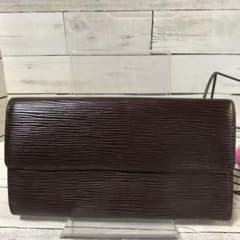 Louis Vuitton ポルトフォイユ・サラ エピのサムネイル